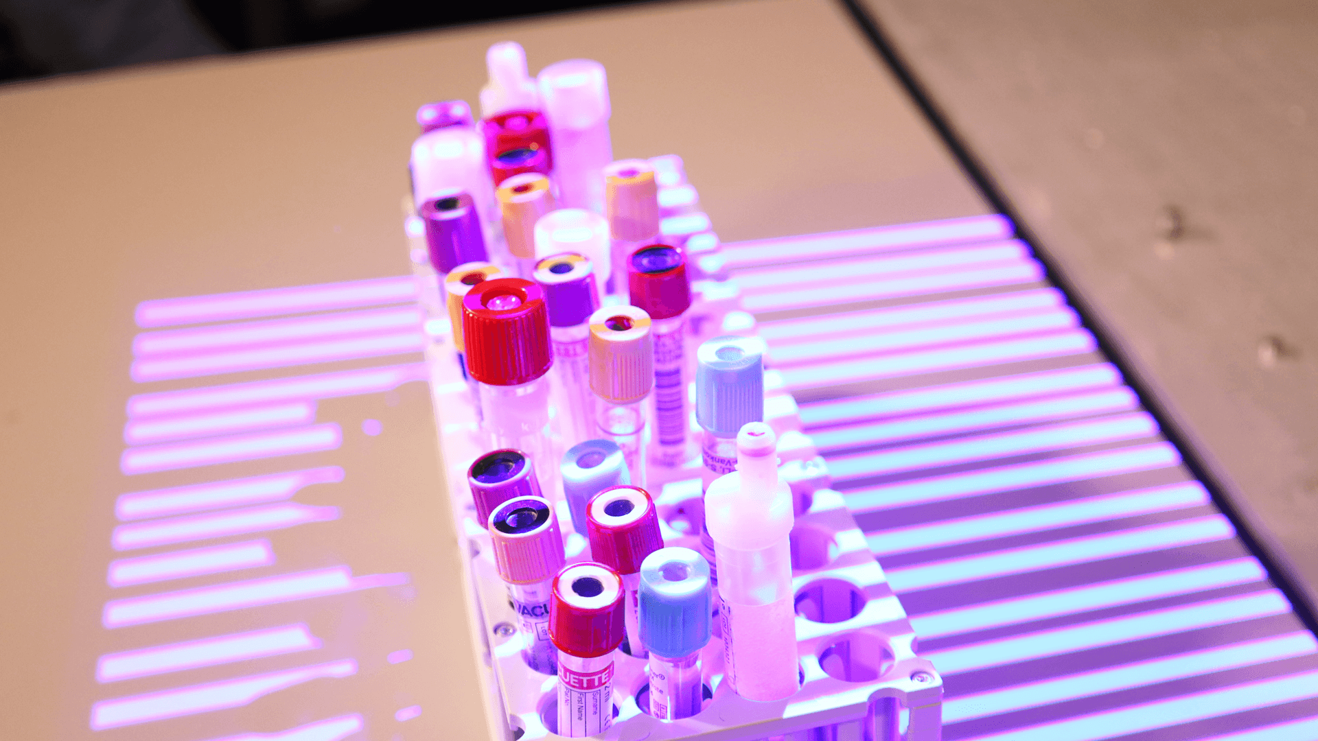 Capturing medical devices